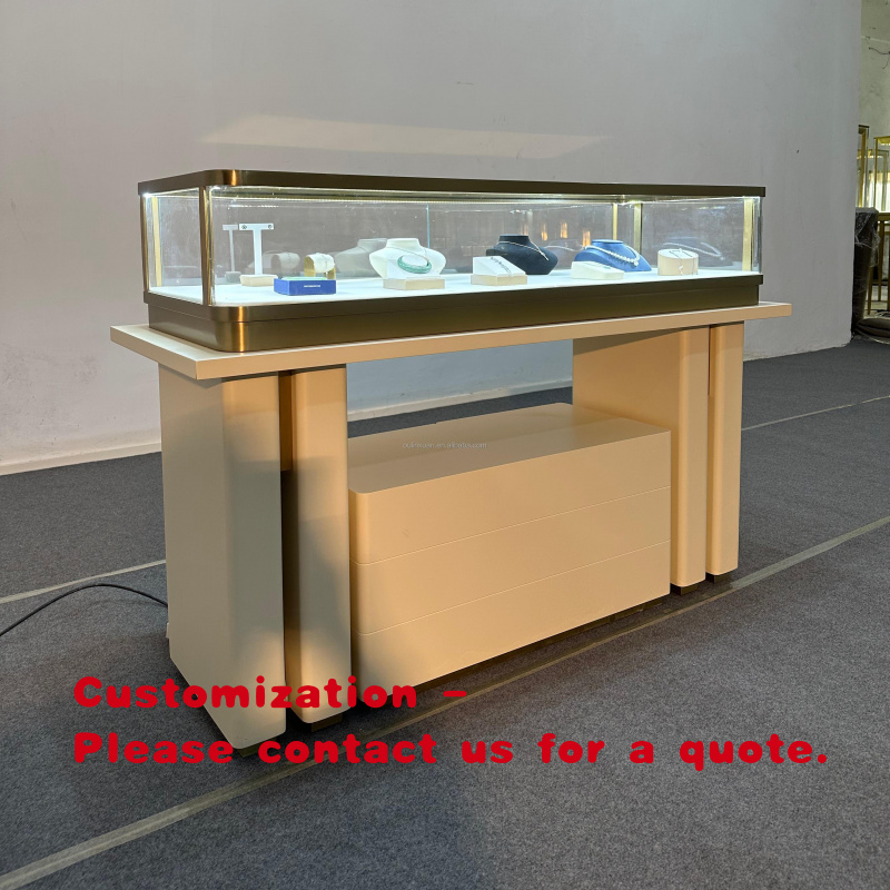 Jewelry And Watches Store - Wystawowa gablota na zegarki i biżuterię